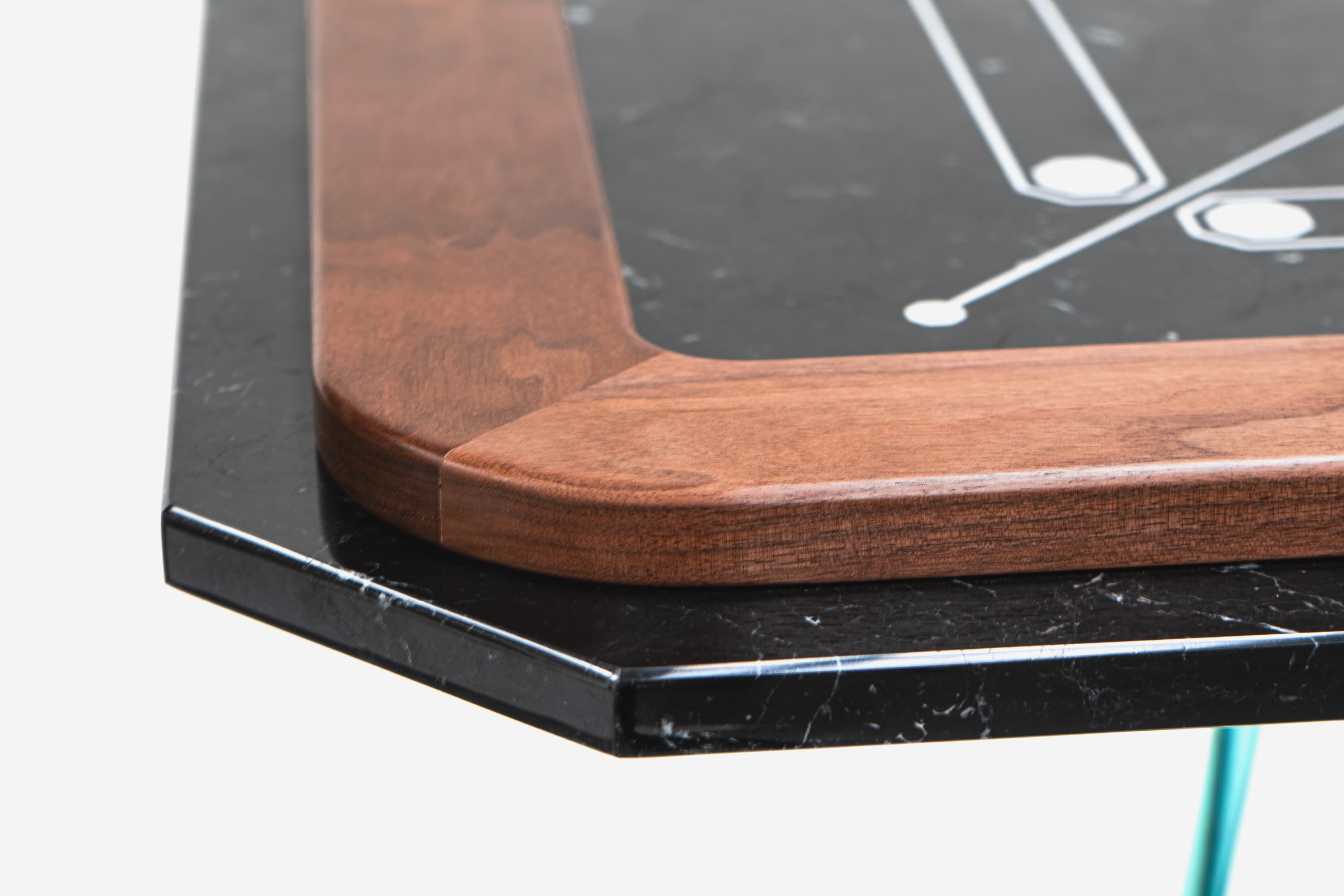 Carrom Mable