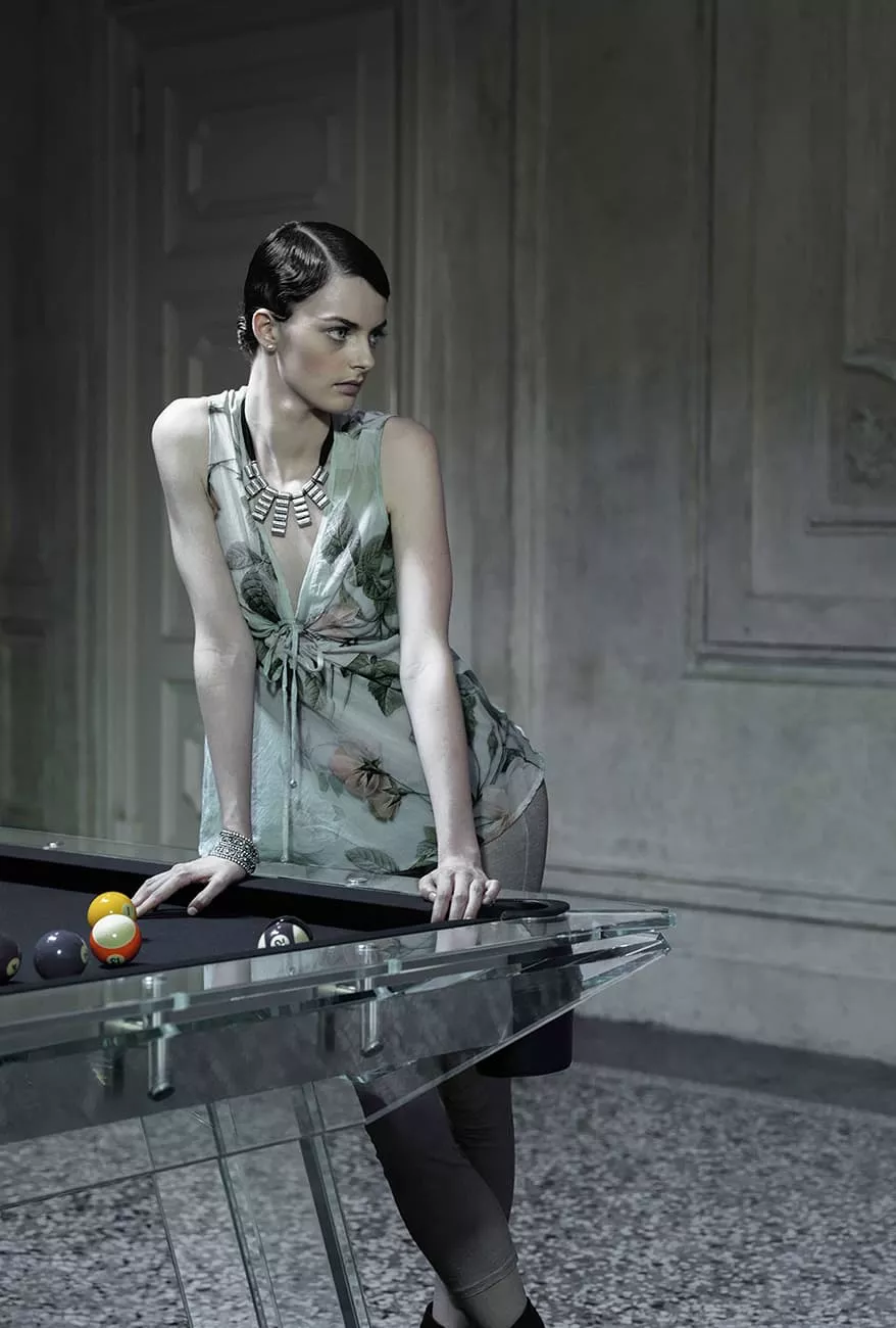 Impatia, luxury and glass game table